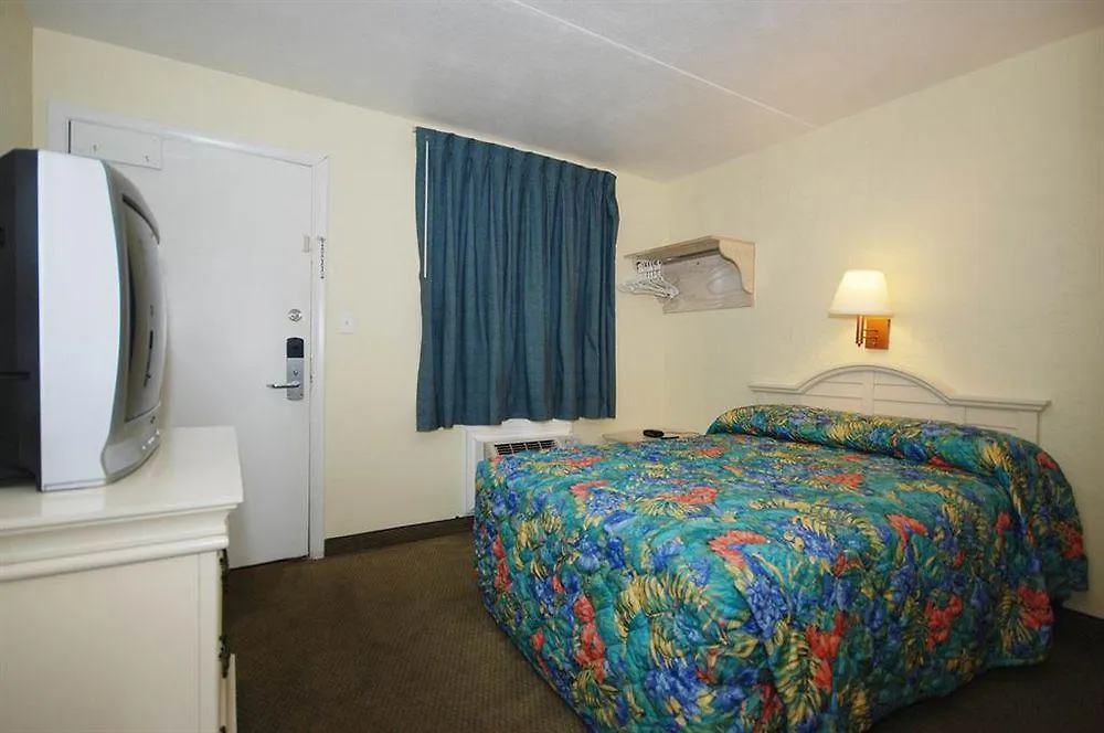 *** Hotel Ramada By Wyndham Panama City Beach / Beachfront Estados Unidos