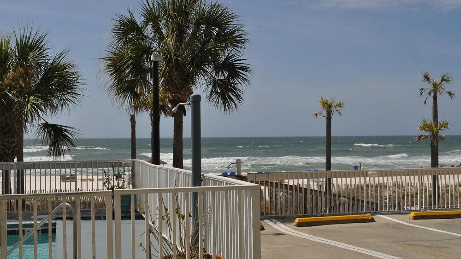 Ramada By Wyndham Panama City Beach / Beachfront Hotel
