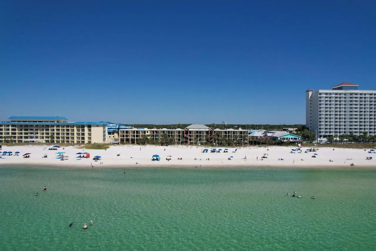 Hotel Ramada By Wyndham Panama City Beach / Beachfront