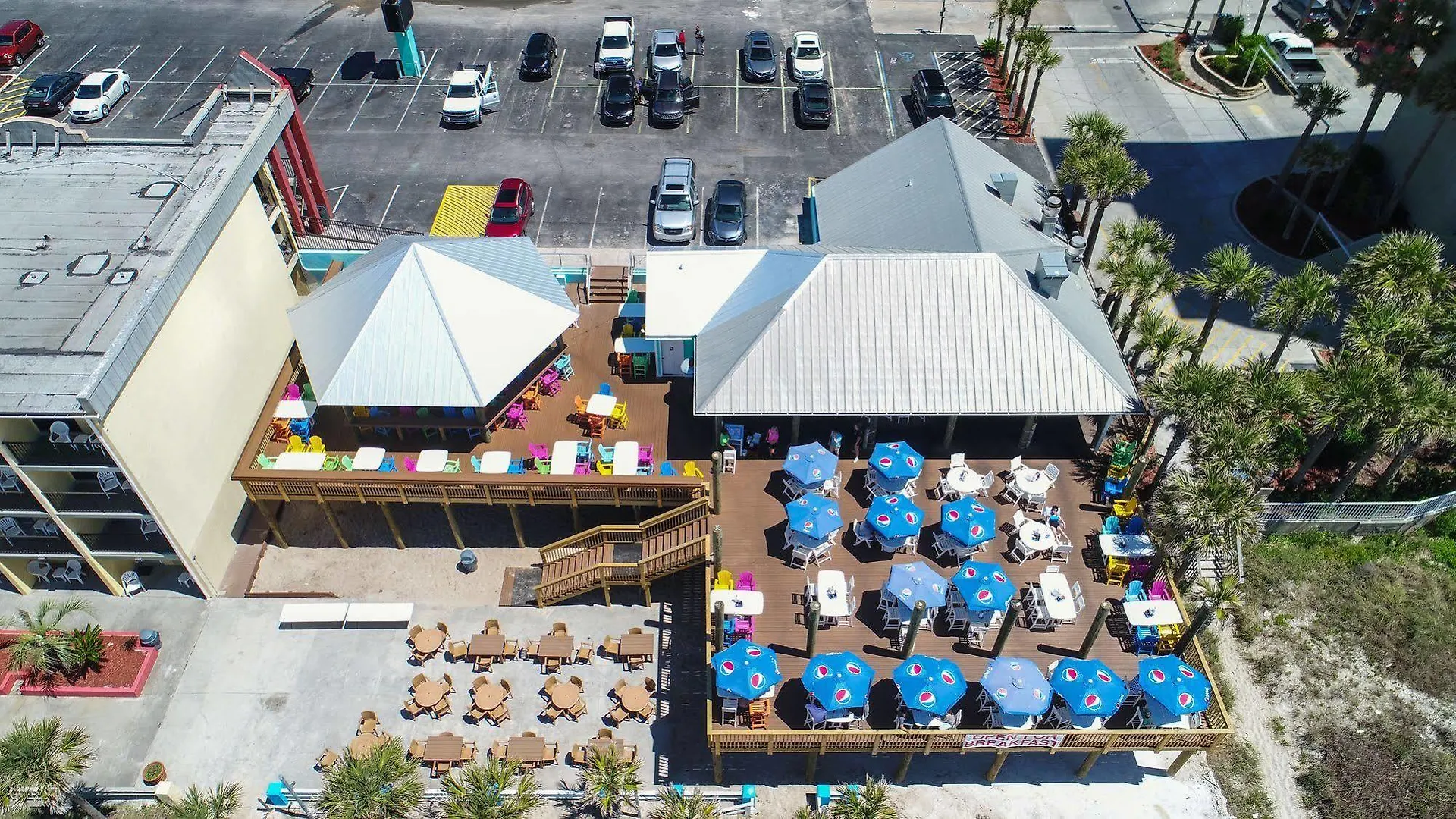 Ramada By Wyndham Panama City Beach / Beachfront