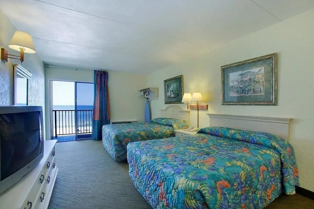 Ramada By Wyndham Panama City Beach / Beachfront Hotel